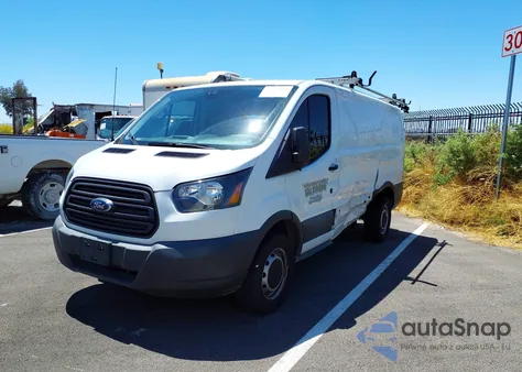 2018 Ford Transit T-250 z USA, uszkodzony, nr VIN 1FTYR1YGXJKA37398